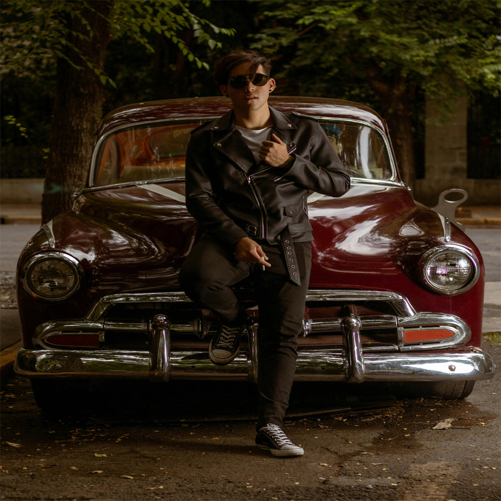 Which Colors of Men's Casual Leather Jackets Would Best Suit Me?