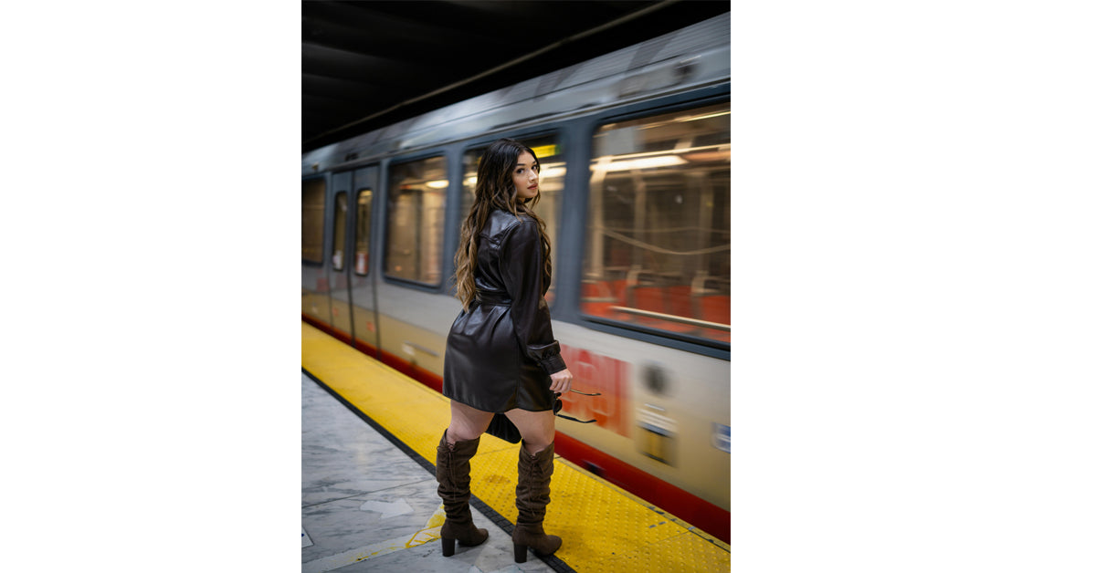 Top Reasons to Own a Stylish Women’s Long Leather Coat This Year