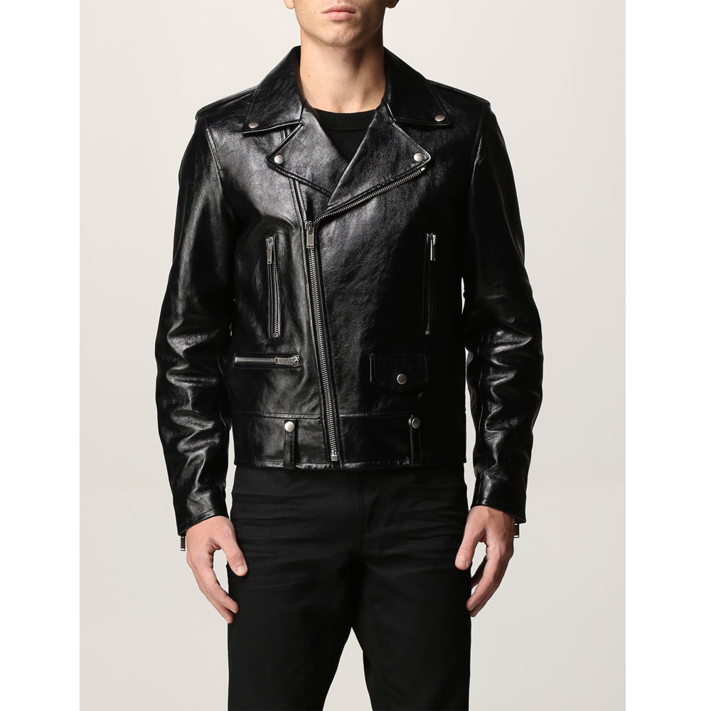 Men wearing vintage black real leather jacket – outdoor motorcycle fashion shot